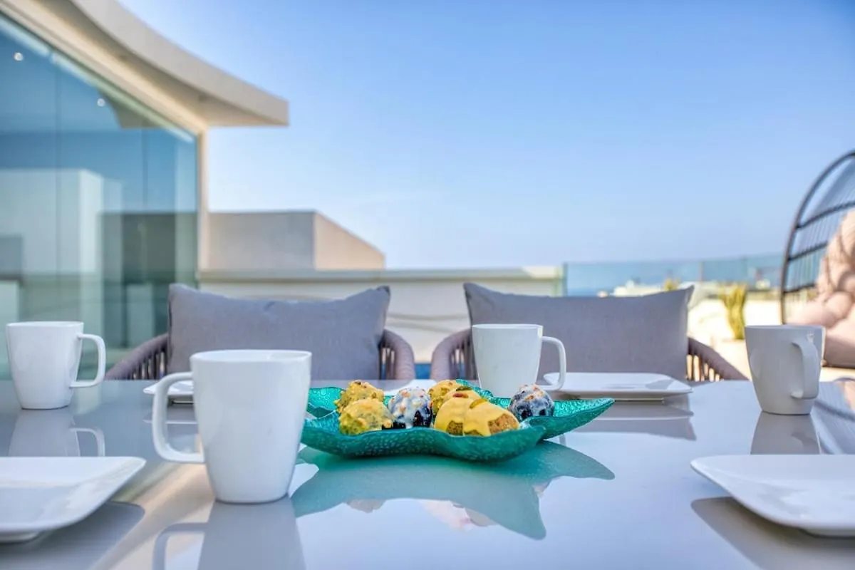 Apartmán Luxury Penthouse In Swieqi With In And Outdoor Pool Saint Julian's