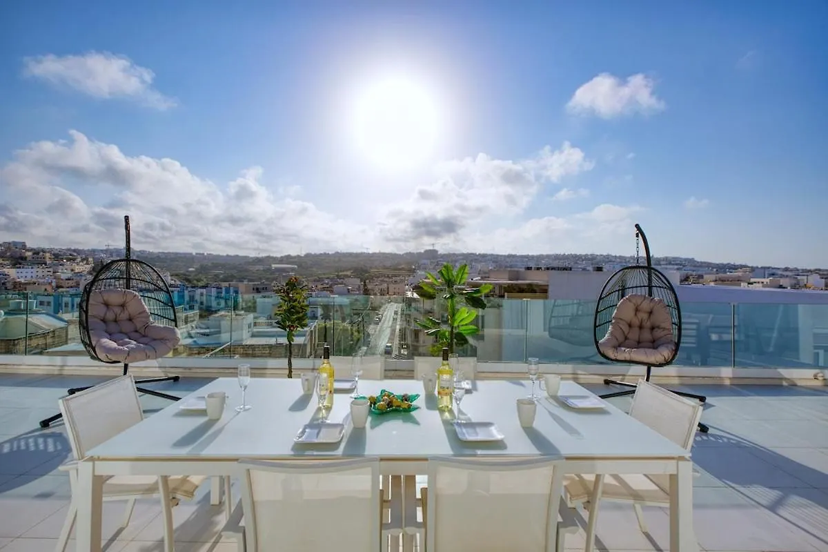 Luxury Penthouse In Swieqi With In And Outdoor Pool Saint Julian's Malta