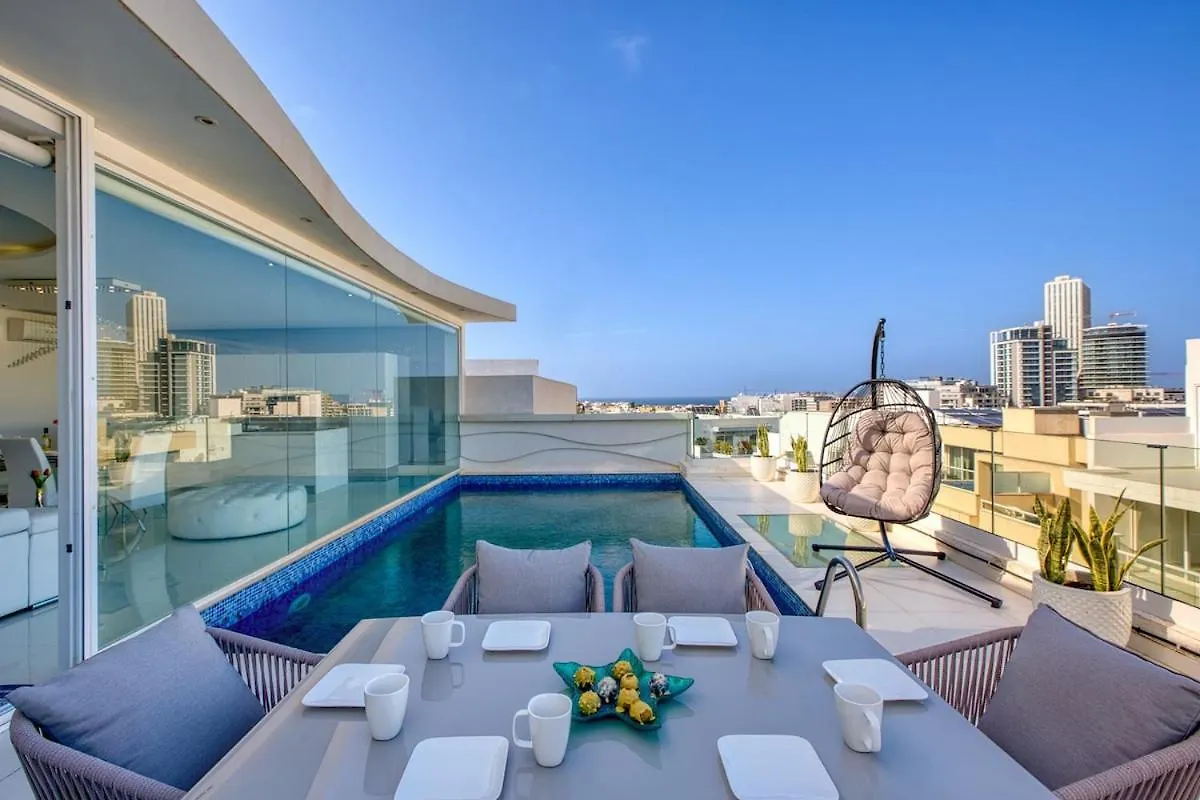 Apartmán Luxury Penthouse In Swieqi With In And Outdoor Pool Saint Julian's