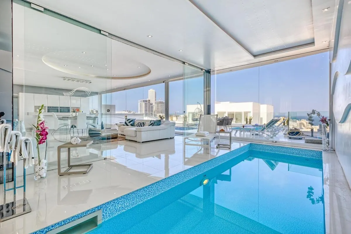 Luxury Penthouse In Swieqi With In And Outdoor Pool Saint Julian's Malta